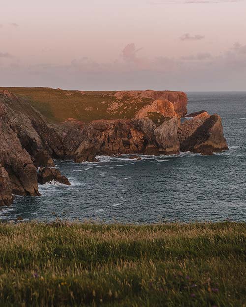 Green Bridge of Wales > The Cauldron